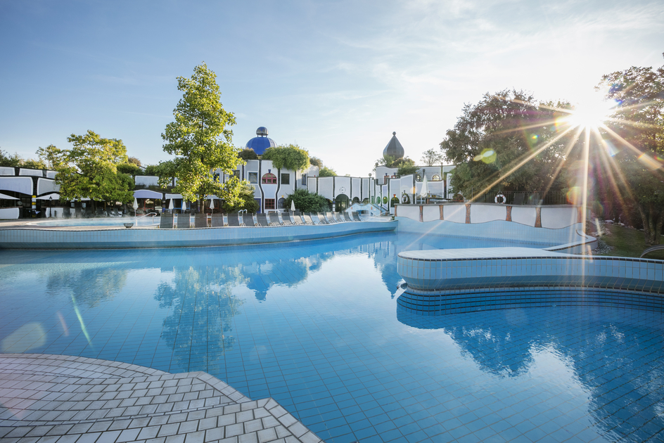 Rogner Therme Bad Blumau pool landscape | © Rogner Bad Blumau, Hundertwasser Architekturprojekt | Harald Eisenberger