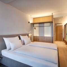 Helles Doppelzimmer im Heilthermen Resort Bad Waltersdorf