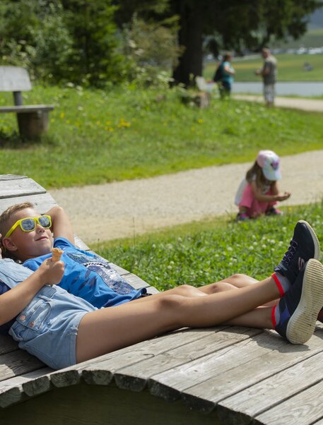 Sonne genießen am Teichalmsee | © Oststeiermark Tourismus, Rene Strasser