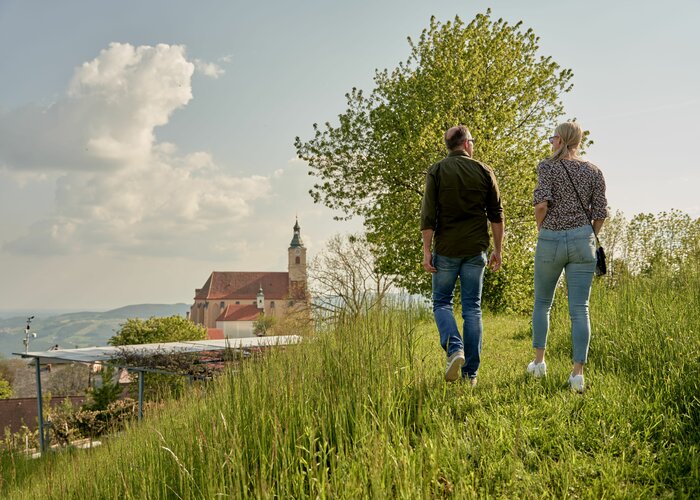Spazieren in Pöllauberg in der Oststeiermark | ©  Oststeiermark Tourismus | Lang-Bichl - RKP