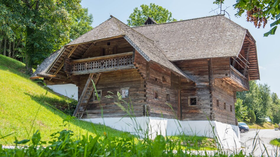 Rauchstubenhaus in Anger im Apfelland Stubenbergsee