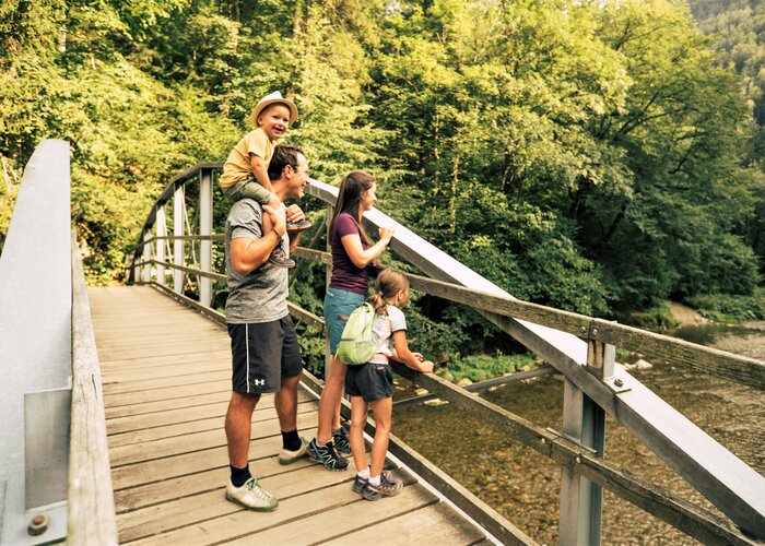 Familienwanderung Raabklamm in der Oststeiermark | © Oststeiermark Tourismus | Bernhard Bergmann