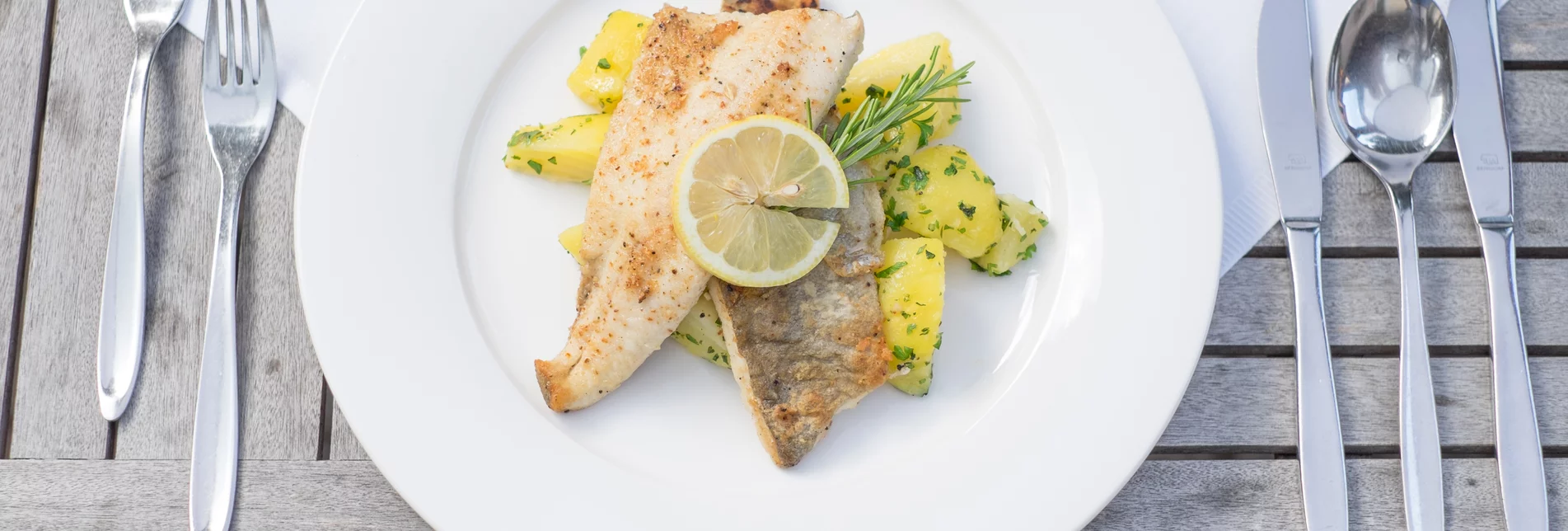 Fish fillets at the market wine tavern Strobl in Eastern Styria | © Marktheuriger Strobl | Philipp Seidnitzer