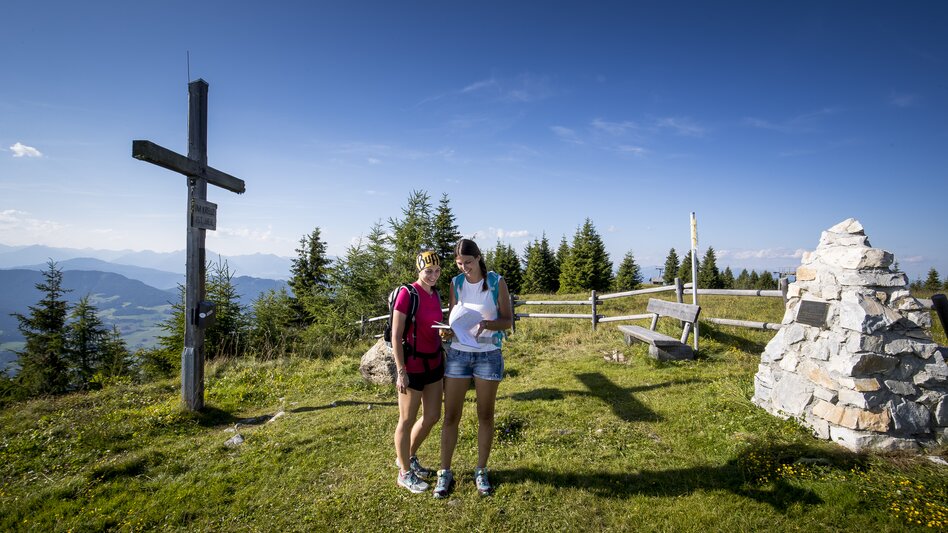 Wandern Grebenzen Gipfelbuch | © Holzwelt Murau | Tom Lamm Wandern Grebenzen Gipfelbuch | © Holzwelt Murau | Tom Lamm