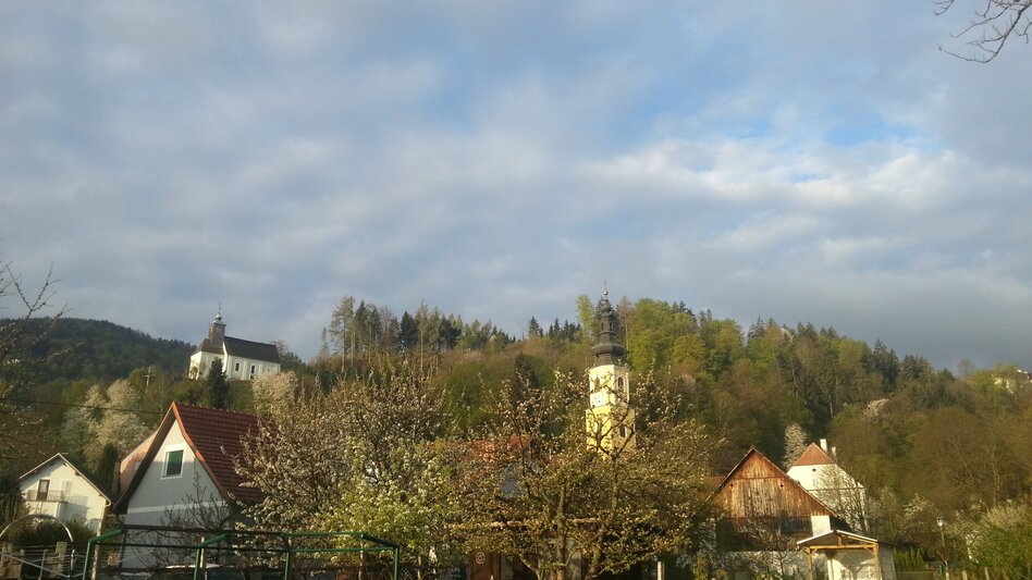Blick auf die Josefikirche in Bad Schwanberg