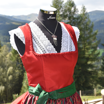 Zirbenland Costume