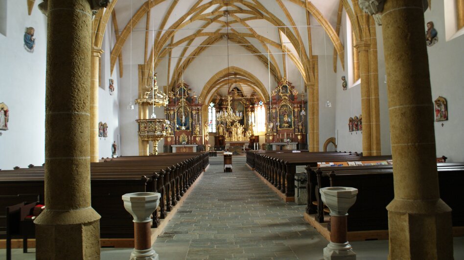 Eine Kirche von innen
