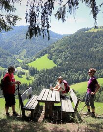 Stoakogler Heimatwanderweg, Rastplatz | © Oststeiermark Tourismus | Weges | © Oststeiermark Tourismus