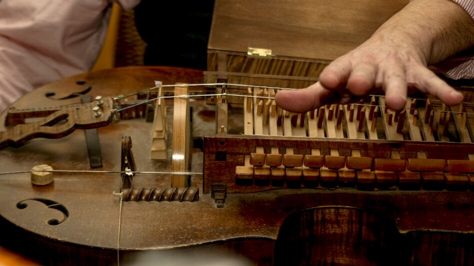 Drehleier, Musikinstrument  | © Steirisches Volksliedwerk | Steirisches Volksliedwerk