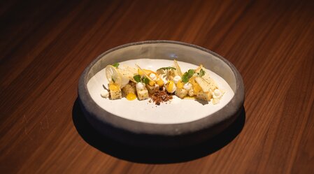 Delicacies from star chef Manuel Liepert | © STG | Jaden Gynes