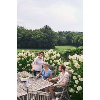 Service in the Frauwallner garden | © Thermen- & Vulkanland | Robert Maybach