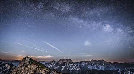 Starry sky over the nationalpark Gesäuse | © Nationalpark Gesäuse | Andreas Hollinger | Picture can only be used in connection with the nationalpark Gesäuse.