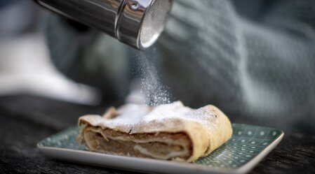 Apple strudel  | © Steiermark Tourismus | Tom Lamm