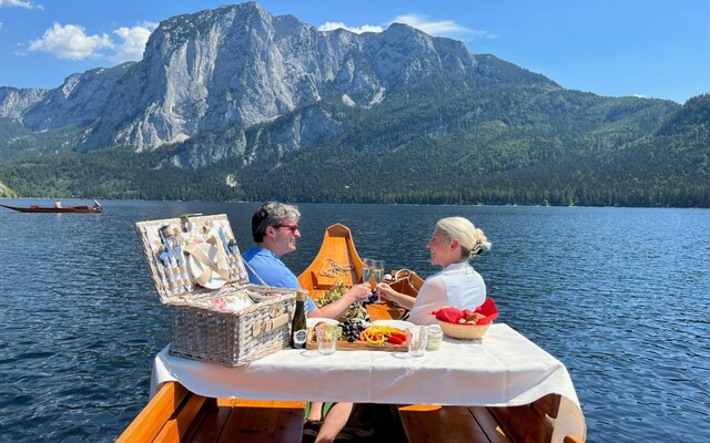 Plättenfrühstück, Altaussee, Trisselwand | © Altaussee Schifffahrt