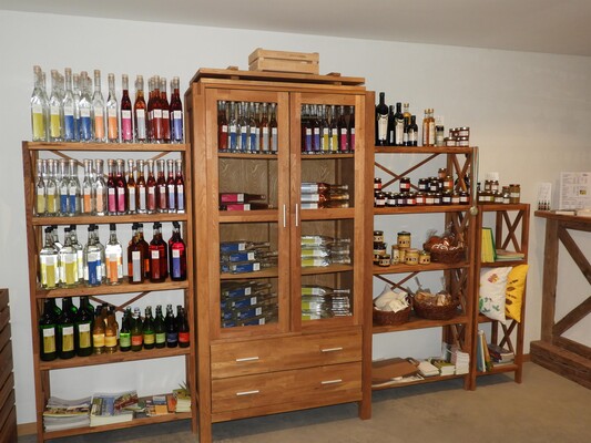 farmer shop juice and more_Muhr_Eastern Styria | © ©Helmut Schweighofer