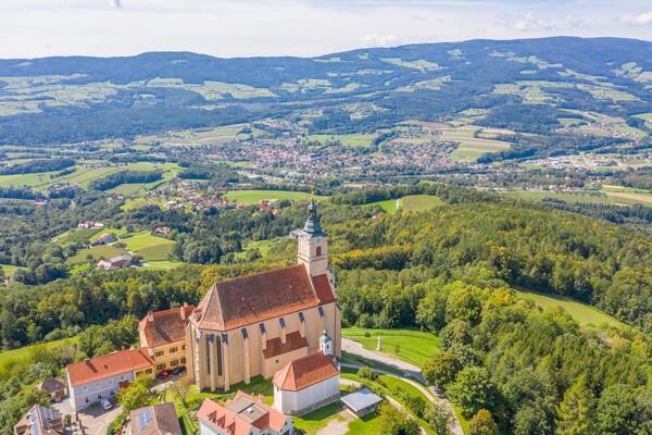 
Pilgrimage church Pöllauberg_Church_Eastern Styria | © Helmut Schweighofer