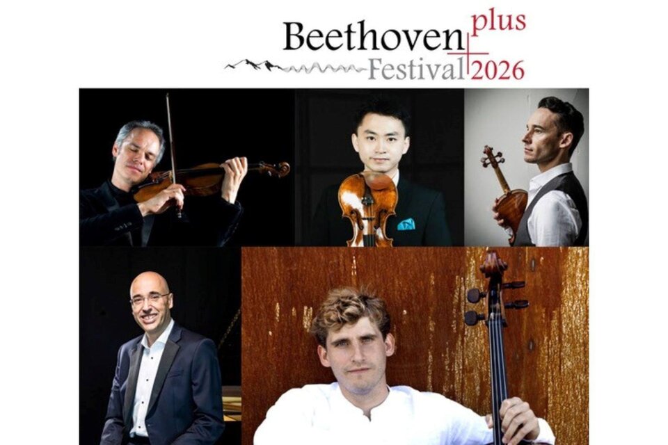Ein Festivalplakat für das Beethoven plus Festival 2026. Es zeigt mehrere Musiker mit ihren Instrumenten. | © Beethoven Plus Festival