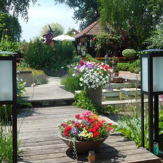 Herb garden entrance | © Manuela Schweinzer - Riegler