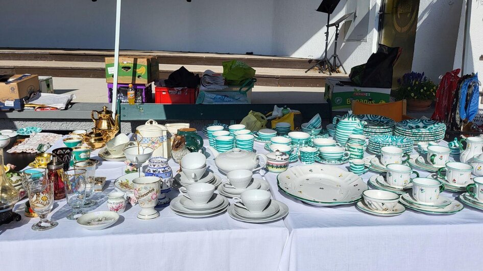Flohmarkt, Altaussee, Geschirr | © Petra Kirchschlager