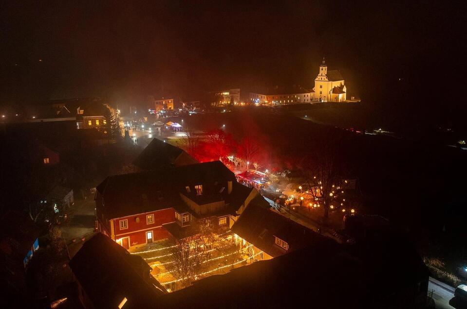 Gassl Advent_Abendtstimmung_Oststeiermark | © St. Johanner Gassl-Advent