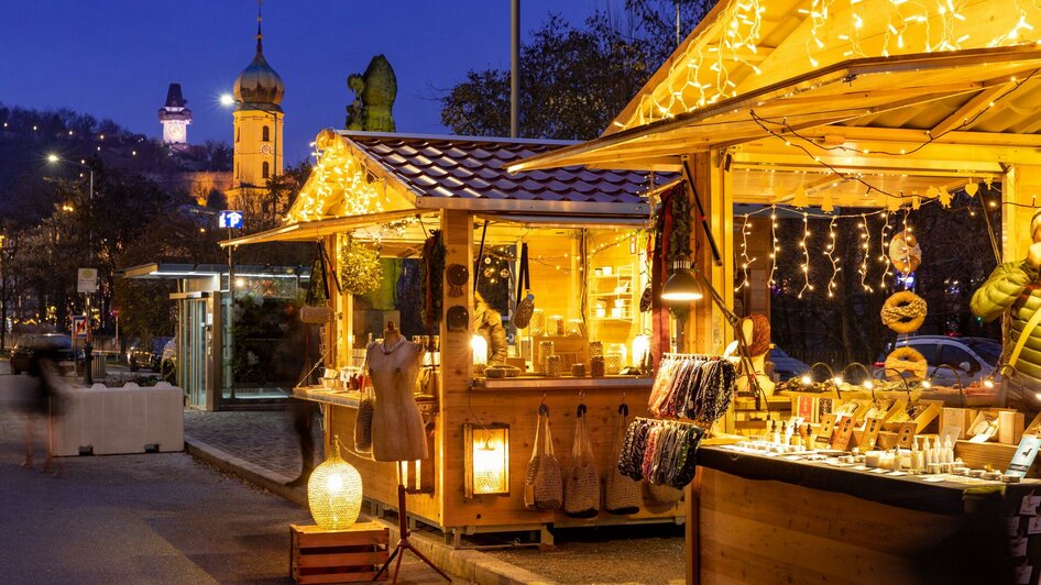 Grieskindlmarkt am Nikolaiplatz - Der nachhaltige Weihnachtsmarkt | © Graz Tourismus - Harry Schiffer Grieskindlmarkt am Nikolaiplatz - Der nachhaltige Weihnachtsmarkt | © Graz Tourismus - Harry Schiffer
