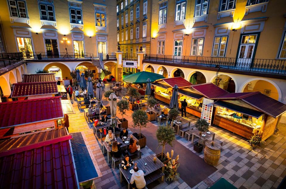 Trüffelmarkt im Paradeishof | © Graz Tourismus - Werner Krug