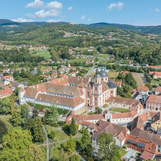 Hirschbirnwandertag_Schloss_Eastern Styria | © Helmut Schweighofer