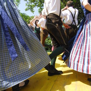 Dancing_Early_morning_pint_Eastern_Styria | © Steiermark Tourismus