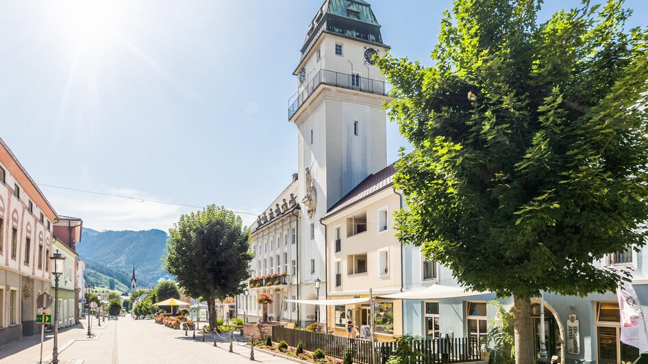Kirtag entlang der Hauptstraße Rottenmann