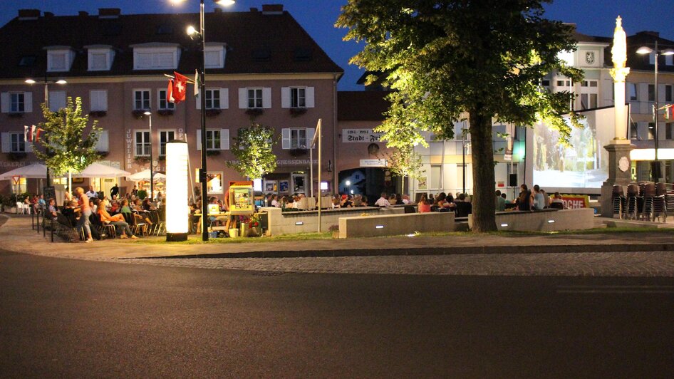 Sommerkino am Friedberger Hauptplatz | © Stadtgemeinde Friedberg