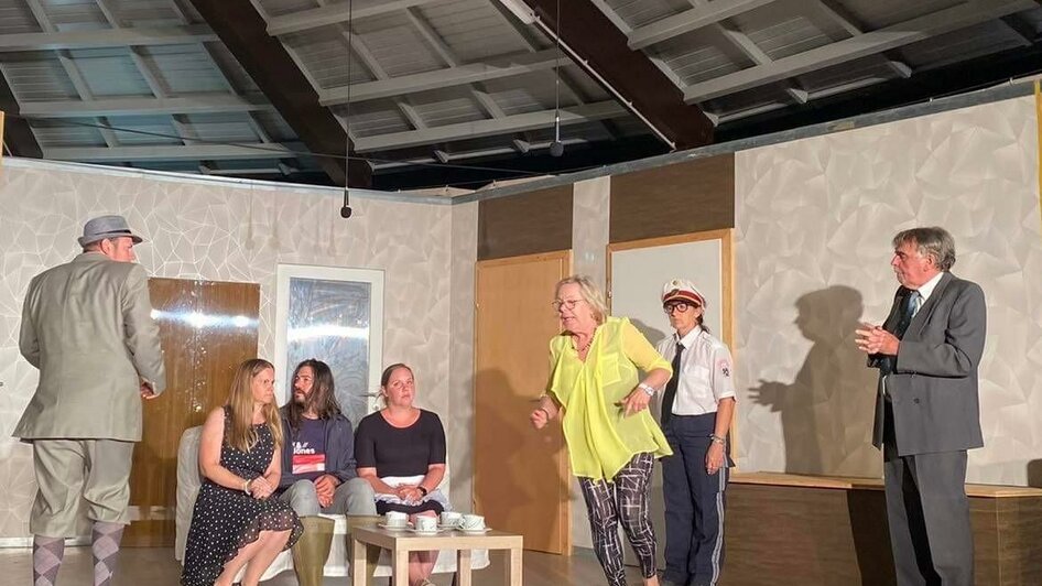 Theater im Park_Tatort Villa Block_Oststeiermark | © Heidi Held