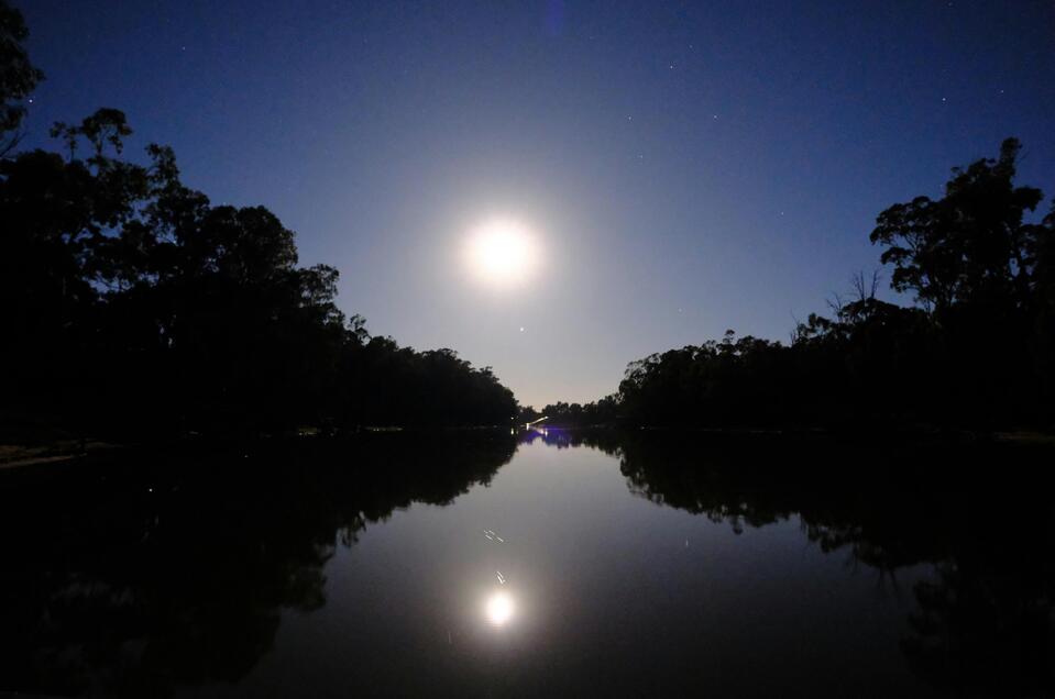 Full Moon Paddling on the Mur - Impression #1