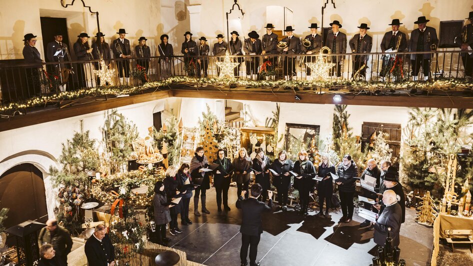 Weihnachtszauber auf Schloss Burgau | © Kunsthandwerk Schloss Burgau
