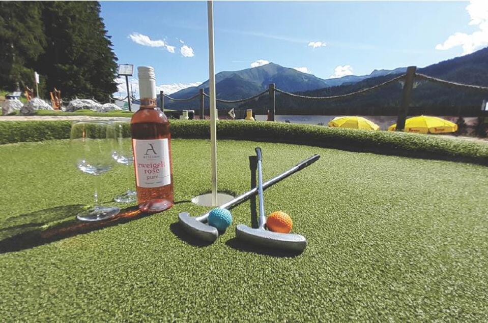 Wein & Minigolf-Hohentauern-Murtal-Steiermark | © MountainAdventureGolf