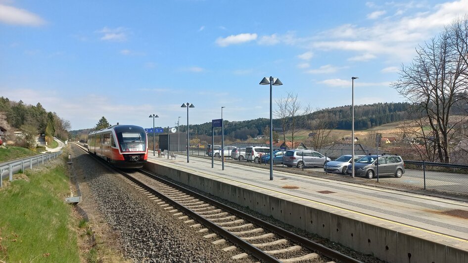 Bahnhof_Zug+Geleise_Oststeiermark | © Tourismusverband Oststeiermark