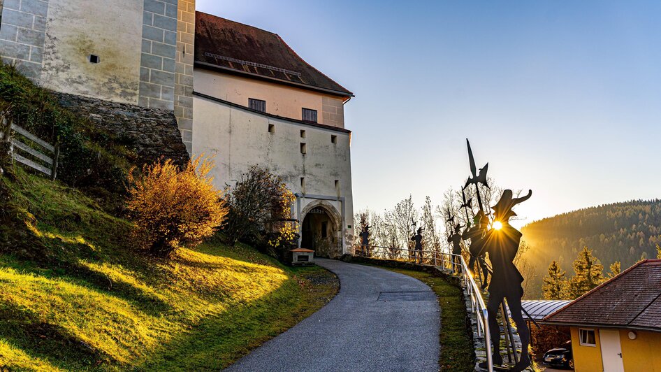 Eingangsbereich Burg Festenburg | © Kräuterregion Wechselland, Oststeiermark Tourismus