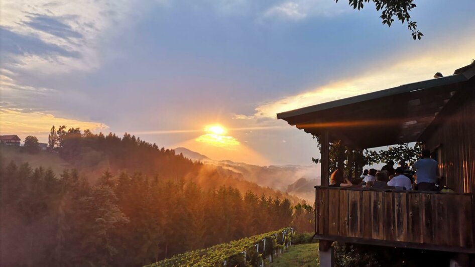 Sonnenuntergang_BS-Terrasse | © Weingut Bernd Stelzl