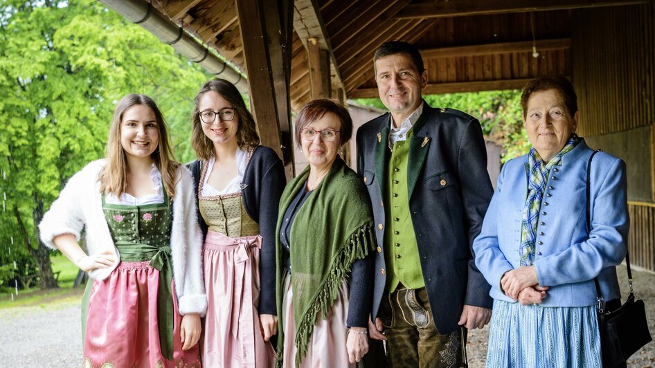 Buschenschank Singer_Familie_Oststeiermark | © Buschenschank Singer