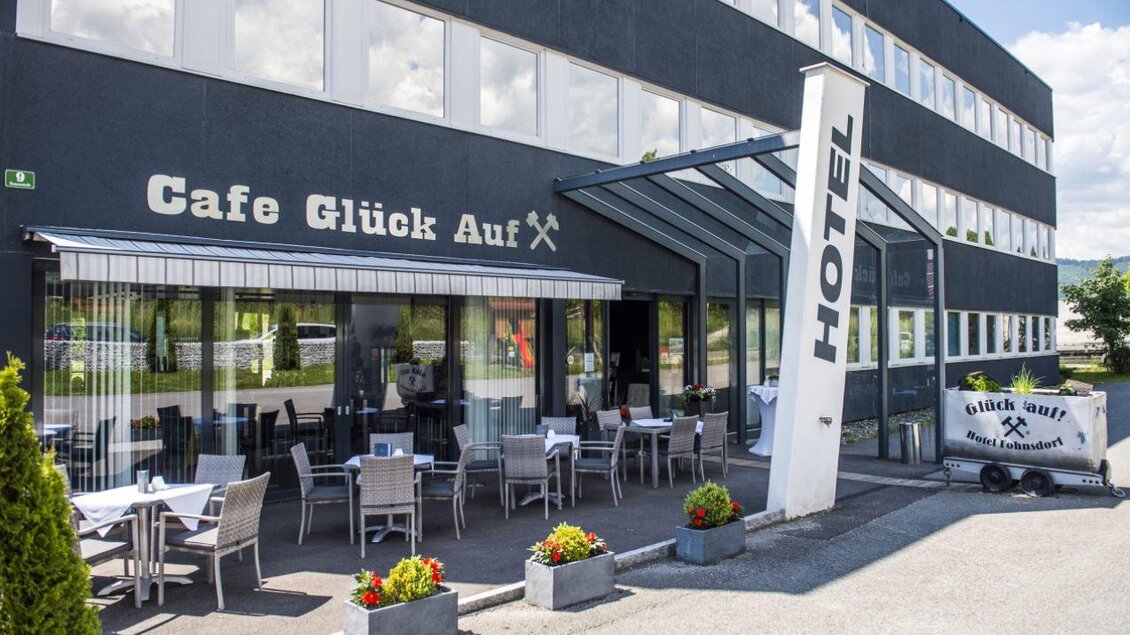 CafeGlückAuf-Außenansicht1-Murtal-Steiermark | © Pfripfl Lucas
