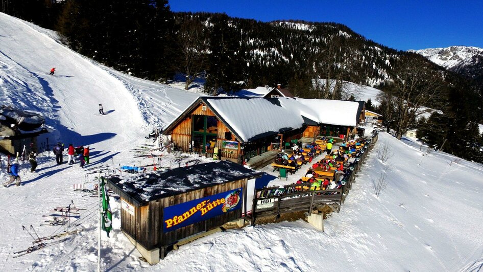 Pfannerhütte, Apres Ski auf der Terrasse, Tauplitz | © Mario Seebacher