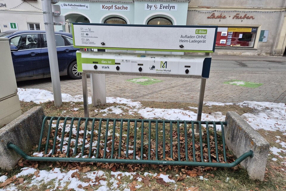 E-Bike Ladestation Neumarkt i.d. Stmk - Hauptplatz - Impression #1 | © TVB Murau