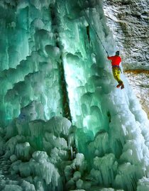 Klettern_Eiswasserfall_Oststeiermark_Torperczer | © Tourismusverband Oststeiermark | Heinz Toperczer | © Tourismusverband Oststeiermark