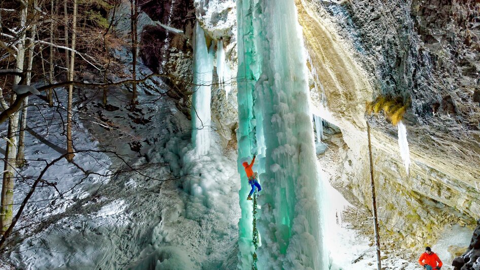 Eiswasserfall_Alice_Oststeiermark_Torperczer | © Tourismusverband Oststeiermark