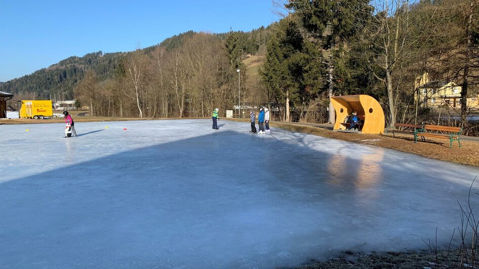 Eislaufen-Kleinlobming-Platz2-Murtal-Steiermark | © Anita Fössl