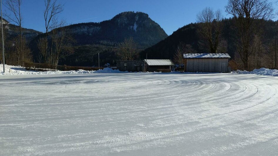 Eislaufplatz, Altaussee, Tressenstein | © René Haselnus