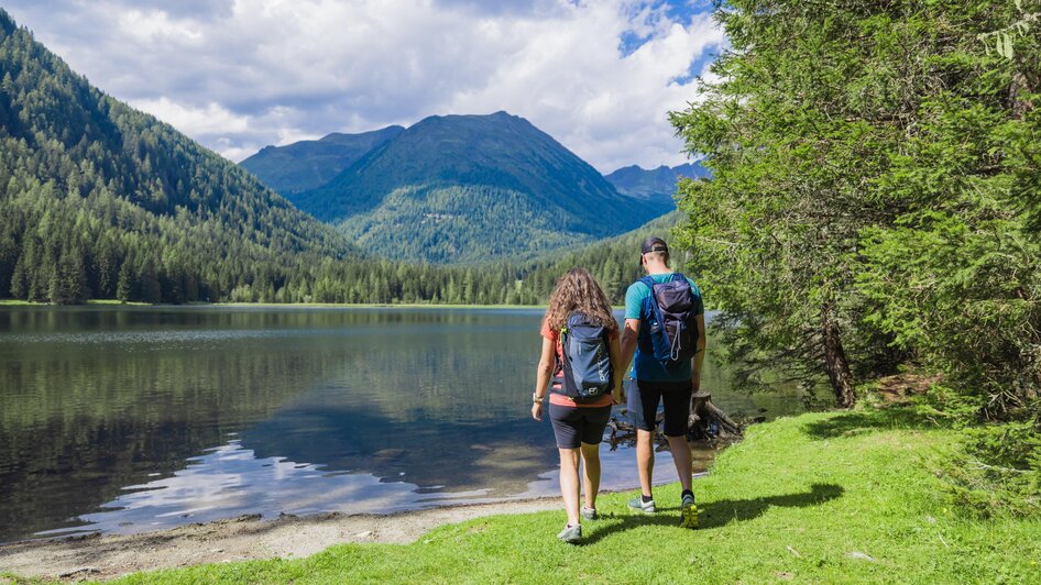 Pärchen am Wasser | © Tourismusverband Murau