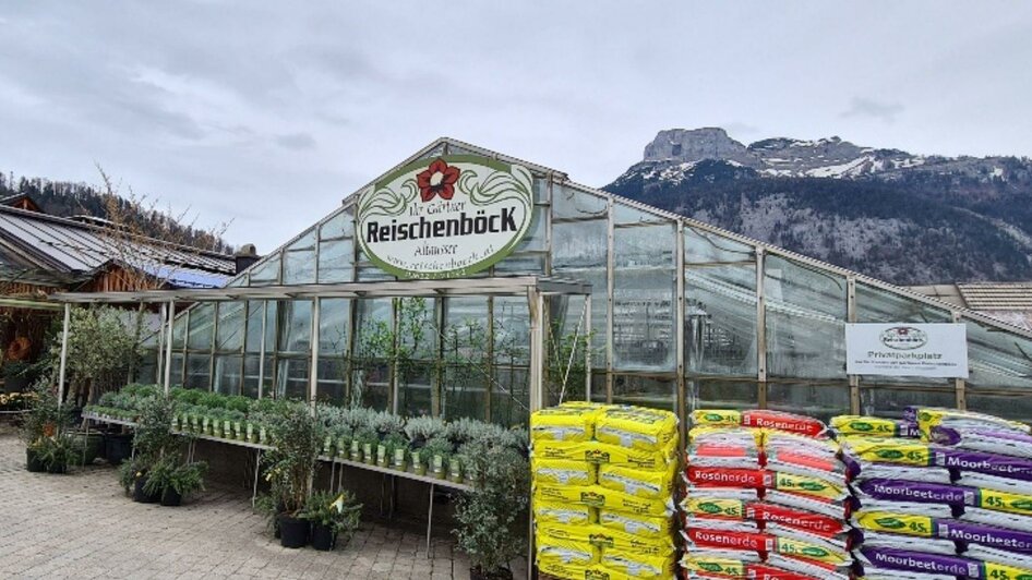 Reischenböck, Altaussee, Eingang mit Erde | © Stephanie Bor