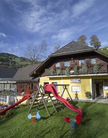 Karl-Wirt_Haus_Oststeiermark | © Gasthaus Karl-Wirt | Bernhard Häusler | © Gasthaus Karl-Wirt