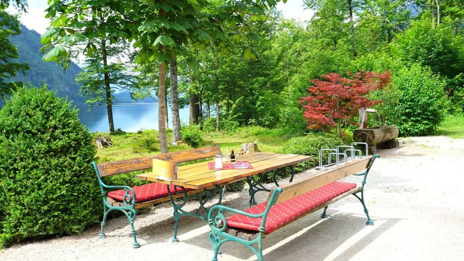 Gasthaus Murboden, Grundlsee, Ausblick Gastgarten | © Peter Prommer