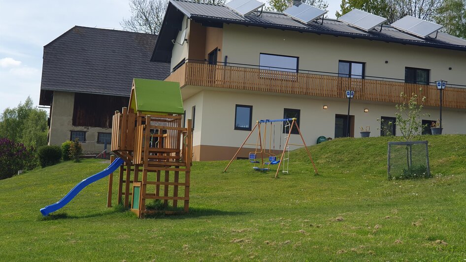 Spielplatz beim Panoramastüberl in Schwaighof | © Oststeiermark Tourismus